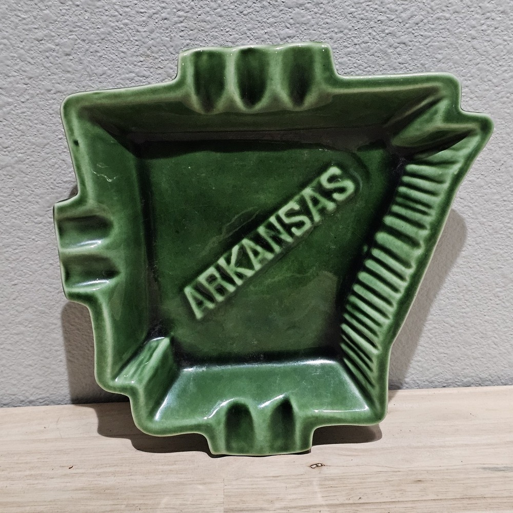 Vintage Ceramic Green Arkansas Mold Ashtray MCM Excellent Condition